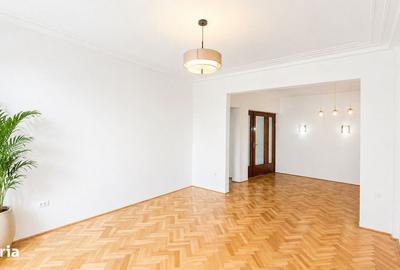 Apartament cu 4 camere decomandat în Universitate - 2