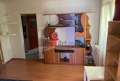 Apartament cu 2 camere semidecomandat în Drumul Taberei