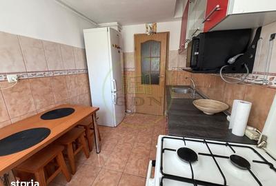 Apartament cu 2 camere decomandat, mobilat în Centrul Civic