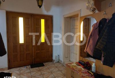 Casă cu 3 camere decomandat cu Teren 516 Mp în Rășinari