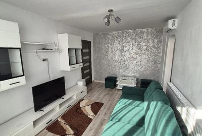 Apartament cu 3 camere semidecomandat în Micălaca