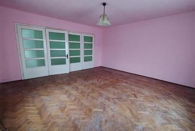 Duplex cu 2 camere cu Canalizare în Central - 14