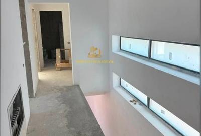 Casă cu 4 camere cu Teren 350 Mp în Tunari