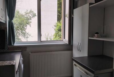 Garsonieră decomandată în Unirii - 1