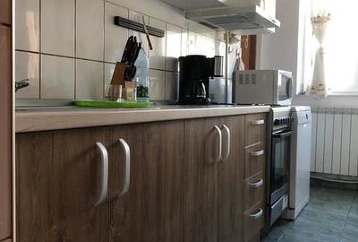Garsonieră decomandată în Girocului