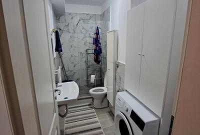 Garsonieră decomandată în Nord