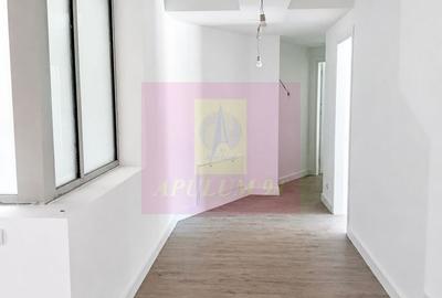 Apartament cu 4 camere în Central