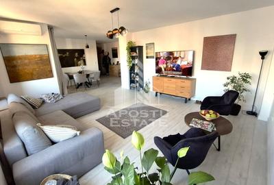 Apartament cu 3 camere decomandat, mobilat în Torontalului