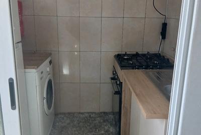 Garsonieră semidecomandată în Rahova