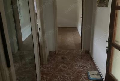 Apartament cu 3 camere semidecomandat în Nord - 1