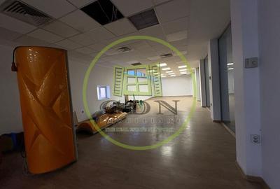 Spațiu comercial, de 92 mp, în Craiovița Nouă - 2