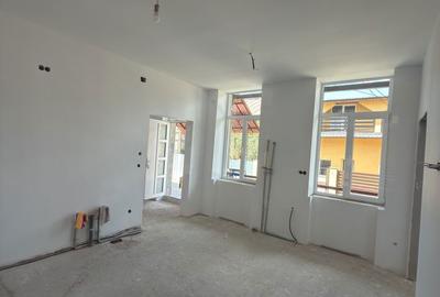 Casă cu 3 camere cu Teren 290 Mp în Central - 4