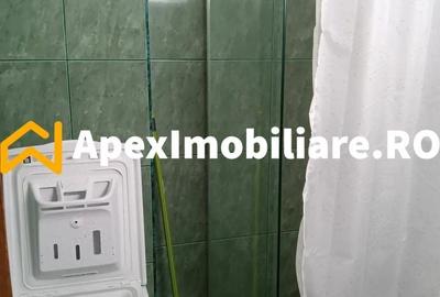 Garsonieră decomandată în Romană