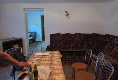 Casă cu 4 camere în Central - 4