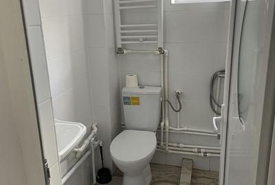 Garsonieră decomandată în Central