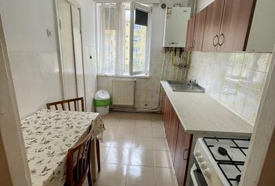 Apartament cu 3 camere semidecomandat în Central - 8