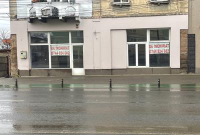 Spațiu comercial, de 95 mp, în Central