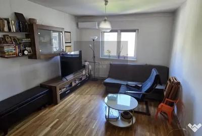 Apartament cu 2 camere decomandat în Tineretului