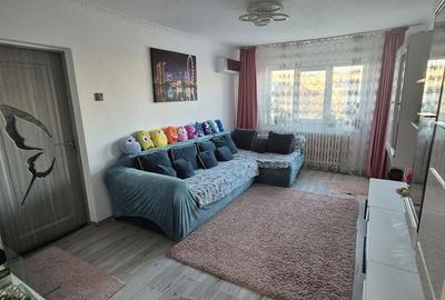 Apartament cu 3 camere în Podu Roș - 5