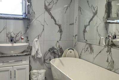 Apartament cu 3 camere decomandat în Central - 2