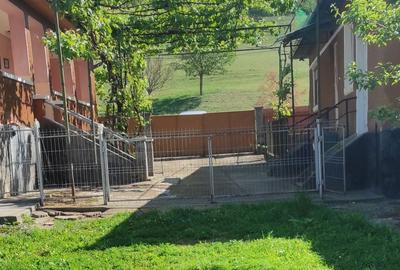 Casă cu 4 camere cu Teren 1200 Mp în Central - 4