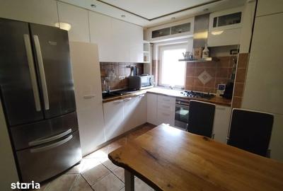 Apartament cu 3 camere decomandat în Centru Civic - 8