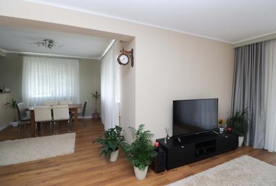 Casă individuală cu 4 camere cu Canalizare în Bușteni - 3