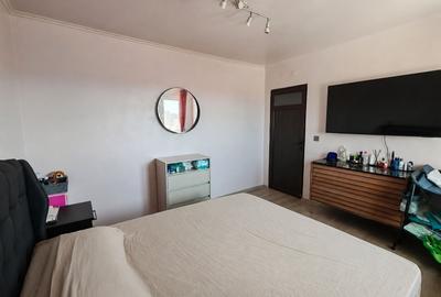 Apartament cu 3 camere decomandat în Central - 1