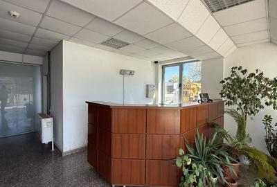 Birou, de 1,600 mp, în Zona Industrială - 6
