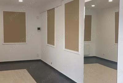 Spațiu comercial, de 43 mp, în Central - 1