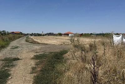 Teren de 500 mp, în Giarmata