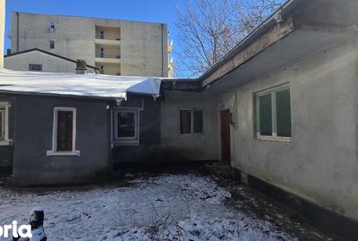 Casă cu 4 camere cu Canalizare în Militari - 1