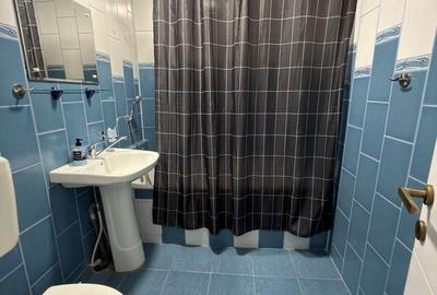 Apartament cu 3 camere decomandat în Lujerului