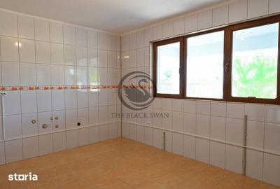 Casă cu 4 camere cu Teren 1303 Mp în Bucov - 15