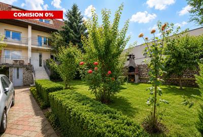 Duplex cu 10 camere cu Canalizare în Zorilor
