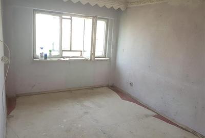 Garsonieră decomandată în Hipodrom