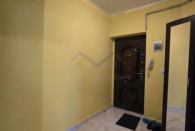 Apartament cu 2 camere decomandat în Filiași