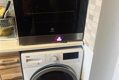 Apartament cu 2 camere decomandat, mobilat în Republicii - 8