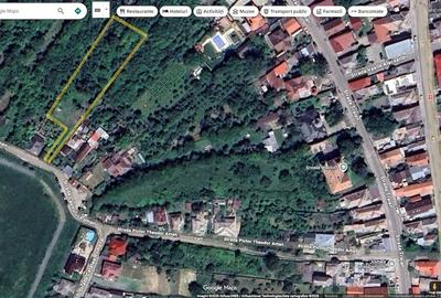 Teren de 2500 mp, în Central - 1