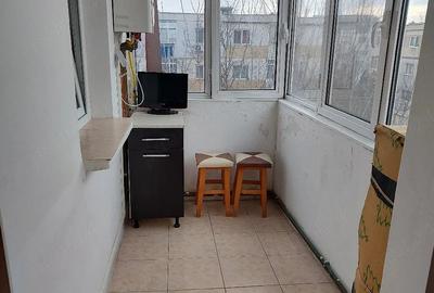Garsonieră decomandată în Exterior Vest - 1