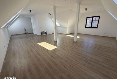 Spațiu comercial, de 160 mp, în Central