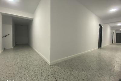 Apartament cu 3 camere decomandat în Central - 16