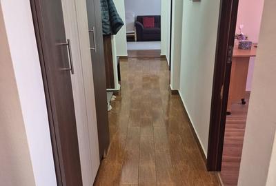 Apartament cu 4 camere semidecomandat în Crângași - 13