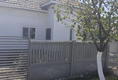 Casă cu 2 camere în Studina