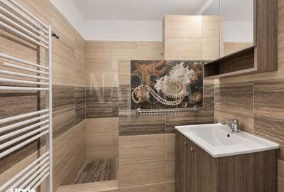Apartament cu 3 camere decomandat în Zorilor