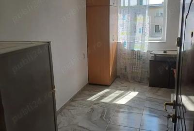 Garsonieră decomandată în Nicolina - 3