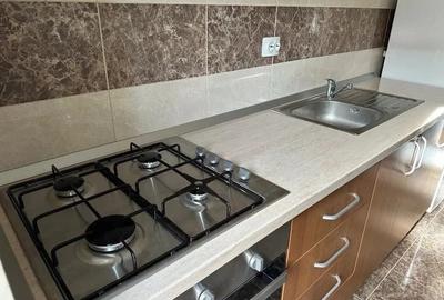Apartament cu 2 camere decomandat în Berceni - 4