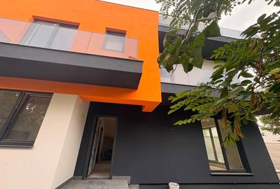 Duplex cu 4 camere cu Canalizare în Străulești