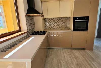 Apartament cu 3 camere decomandat, mobilat în Hipodrom 3 - 5