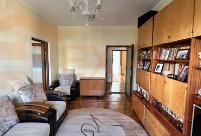 Apartament cu 3 camere semidecomandat în Peninsula - 1